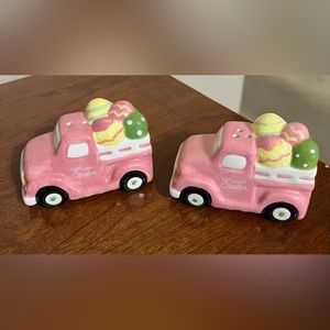 Easter truck salt and pepper shakers